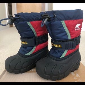 Sorel toddler boots size 6